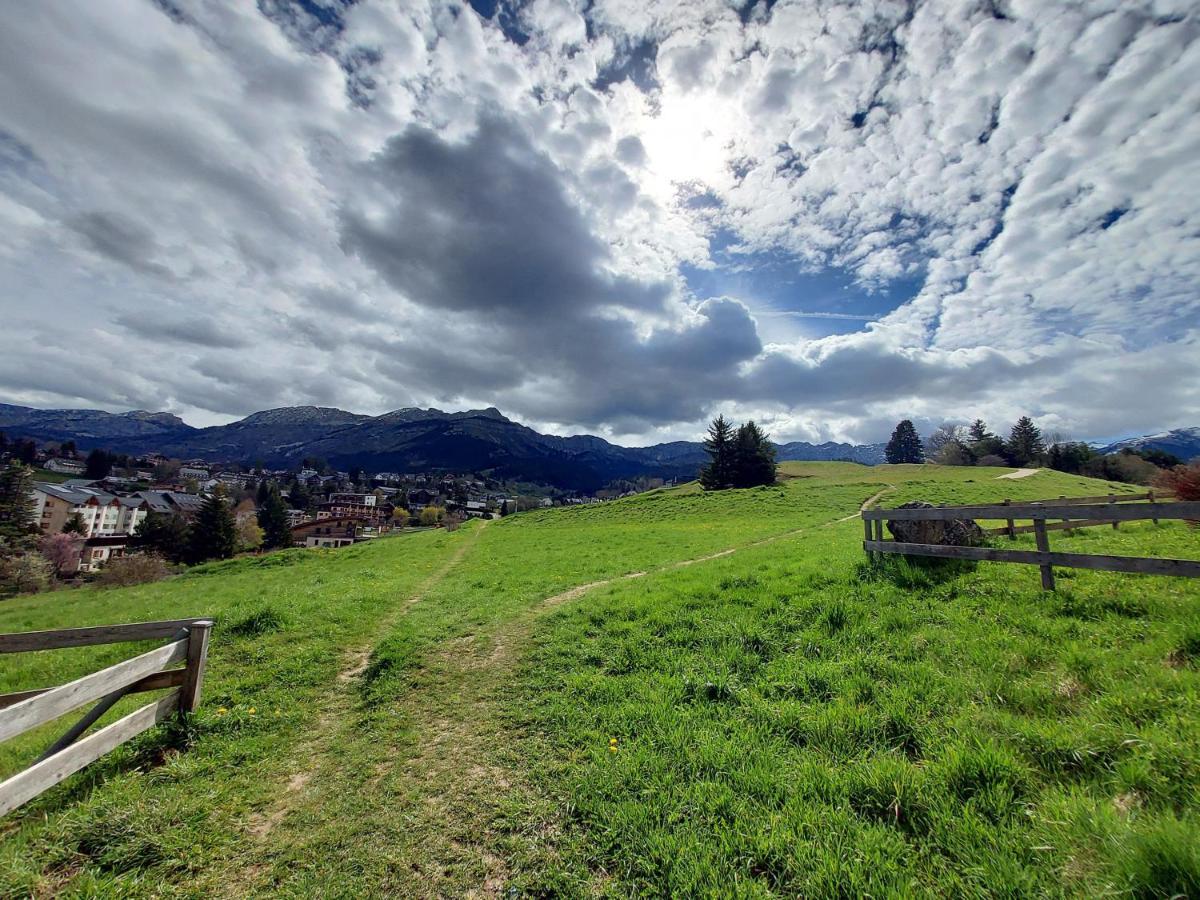 Villard Je T'Aime - Residence Les Tennis - 2 Appartements 2 Pieces 5 P Et 6 P Buitenkant foto